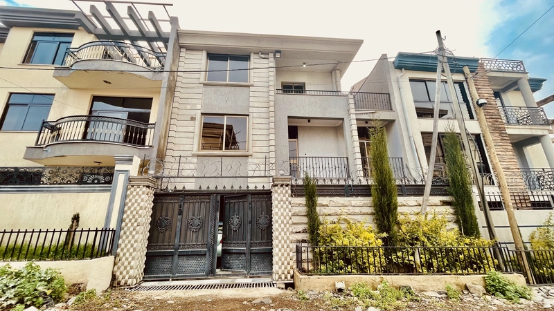 G+2 Spacious 8-Bedroom, 4-Bathroom Home in ET Village