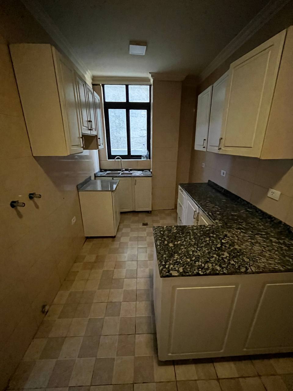 Megenagna, 6 Bedroom, 5 Bathroom Luxury Mansion