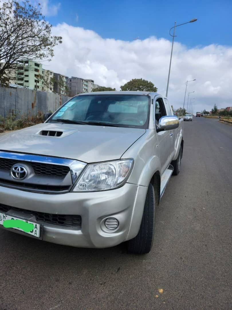 2011 Toyota Hilux