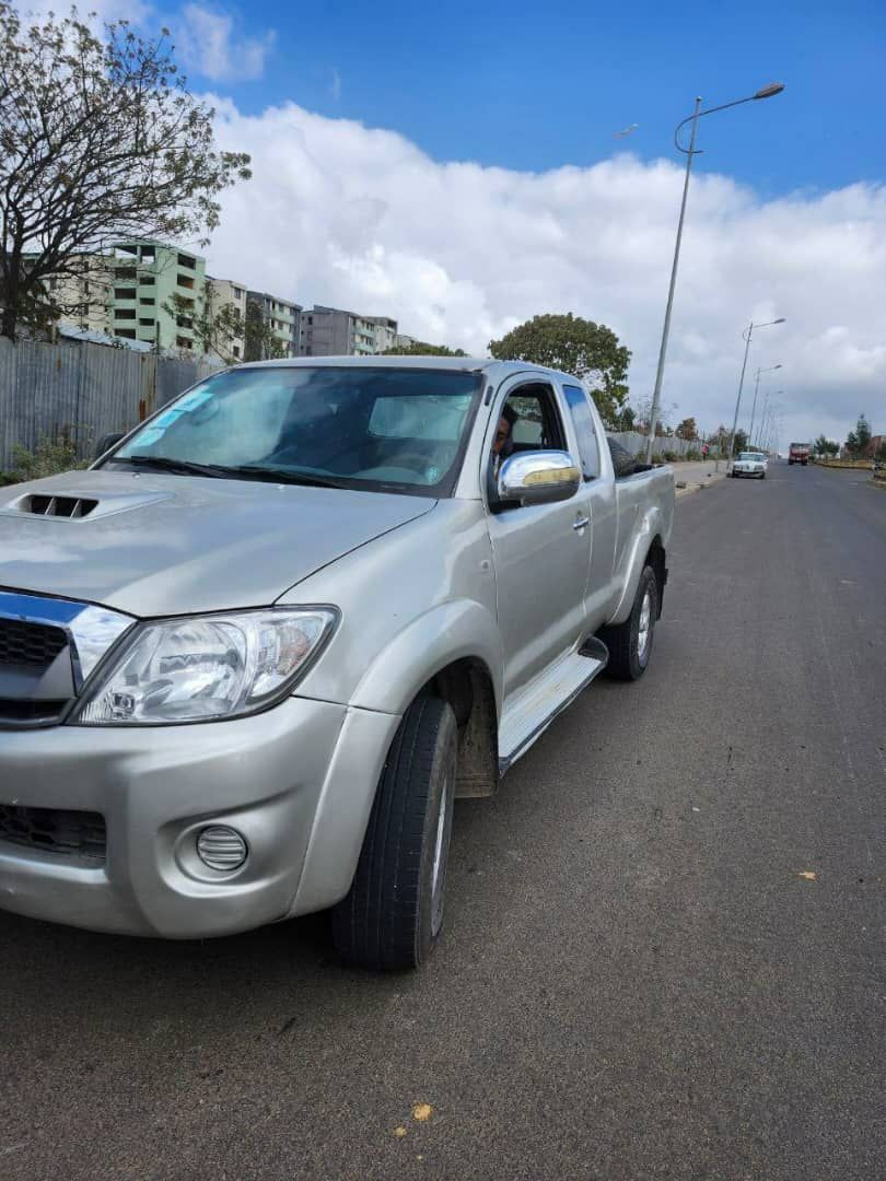 2011 Toyota Hilux