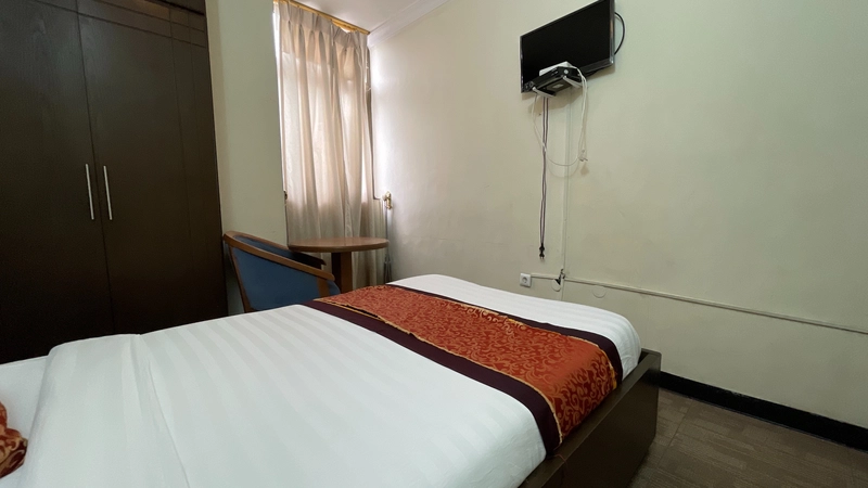 Single Without Balcony